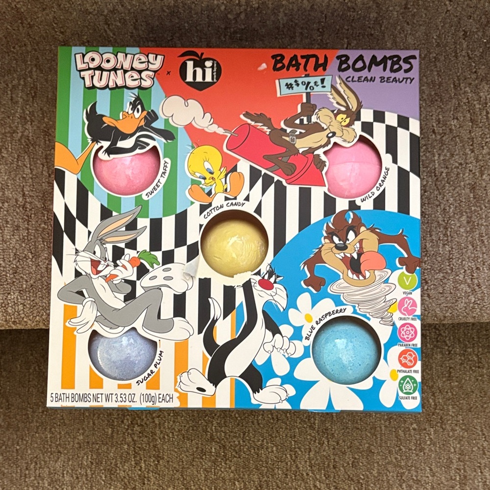 Hi peach Layne bath bombs